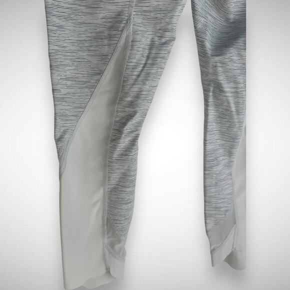 Lululemon Wunder‎ Under Scalloped Hem High-Rise Crop Leggings Size 6 Women's - Picture 4 of 8